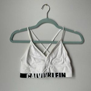 CALVIN KLEIN Bralette!